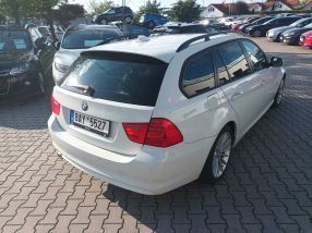 BMW 3 - 2010