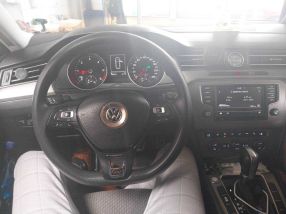 Volkswagen Passat - 2014