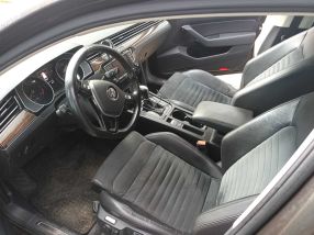 Volkswagen Passat - 2015
