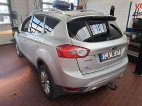 Ford Kuga - 2010
