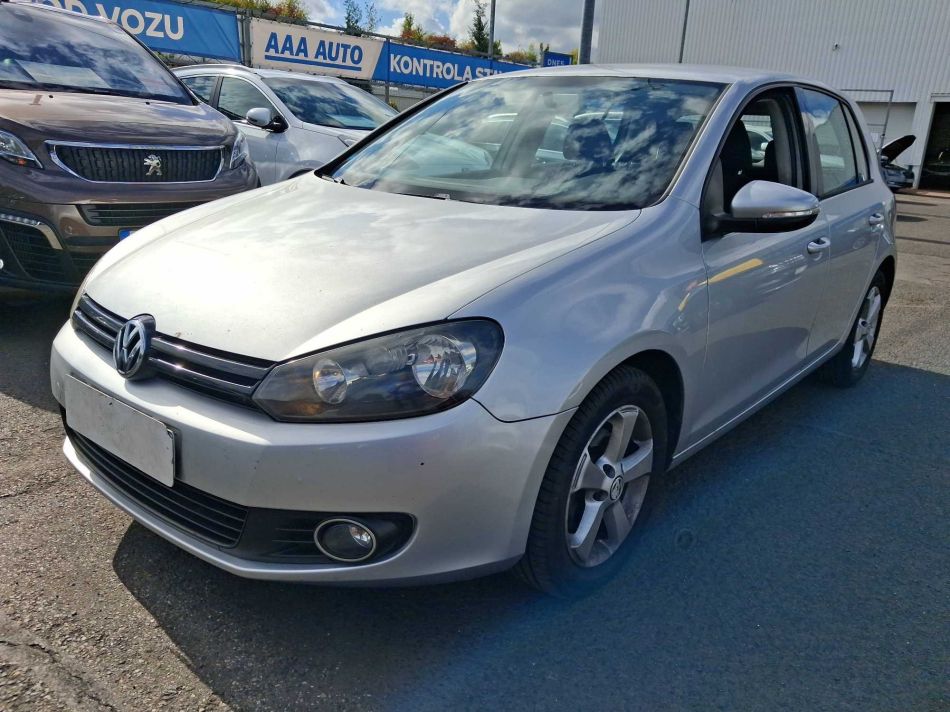Volkswagen Golf - 2010