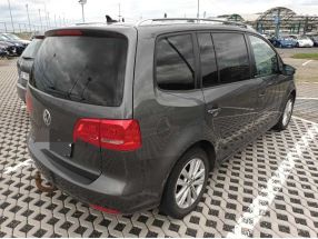 Volkswagen Touran - 2012