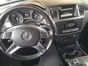 Mercedes-Benz ML - 2012