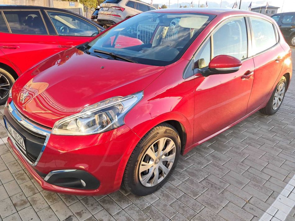 Peugeot 208 - 2016