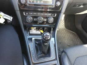 Volkswagen Golf - 2016