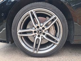Mercedes-Benz E - 2018