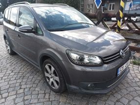 Volkswagen Touran - 2012