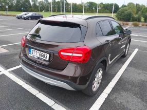 Mercedes-Benz GLA - 2014