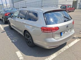 Volkswagen Passat - 2015