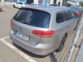 Volkswagen Passat - 2015