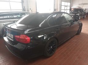 BMW 3 - 2010