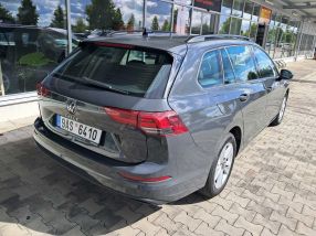 Volkswagen Golf - 2023