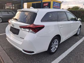 Toyota Auris - 2016