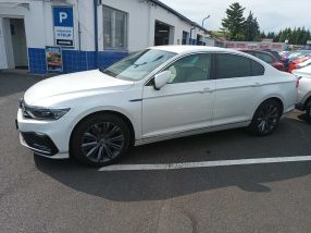 Volkswagen Passat - 2020