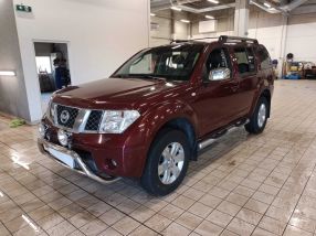 Nissan Pathfinder - 2005