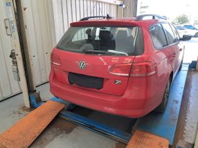 Volkswagen Passat - 2012