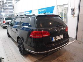 Volkswagen Passat - 2011