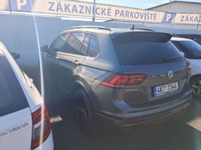 Volkswagen Tiguan - 2020