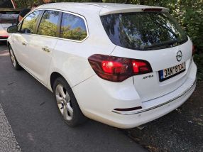 Opel Astra - 2013