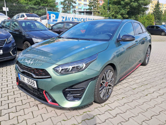 Kia ProCeed