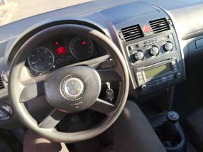 Volkswagen Touran - 2004