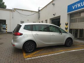 Opel Zafira - 2019