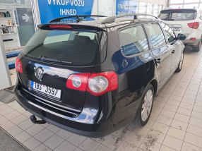 Volkswagen Passat - 2010