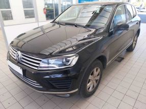 Volkswagen Touareg - 2015