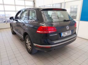 Volkswagen Touareg - 2015