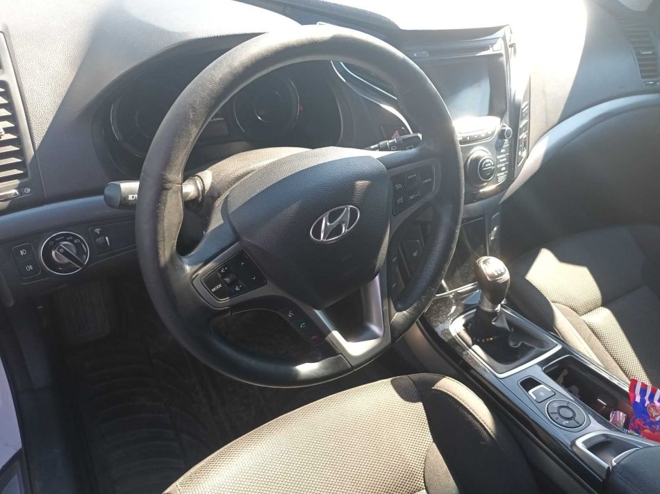 Hyundai i40 - 2011