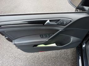 Volkswagen Golf - 2014