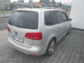 Volkswagen Touran - 2015