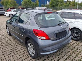 Peugeot 207 - 2011