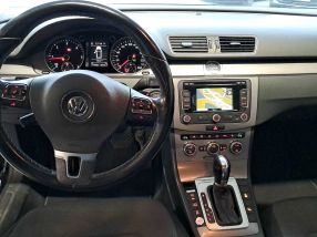 Volkswagen Passat - 2013