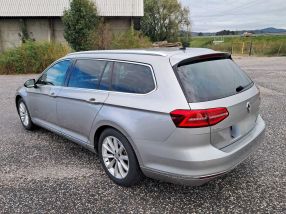 Volkswagen Passat - 2015
