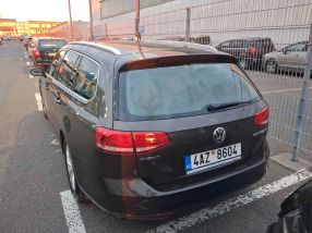 Volkswagen Passat - 2015