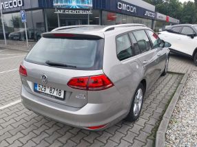Volkswagen Golf - 2016