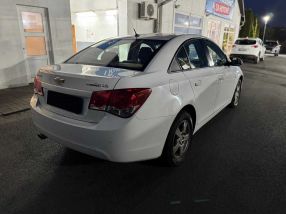 Chevrolet Cruze - 2011
