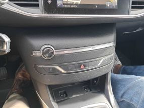 Peugeot 308 - 2015