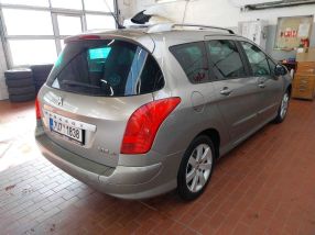 Peugeot 308 - 2010