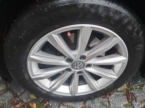 Volkswagen Passat - 2015