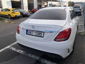 Mercedes-Benz C - 2015