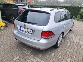 Volkswagen Golf - 2012