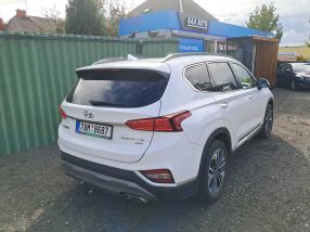 Hyundai Santa Fe - 2019