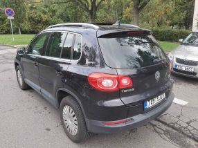 Volkswagen Tiguan - 2011