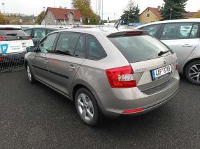 Skoda Rapid Spaceback - 2015