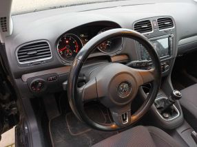 Volkswagen Golf - 2012
