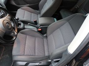Volkswagen Golf - 2012