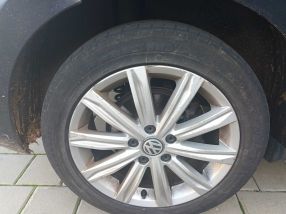 Volkswagen Touran - 2016