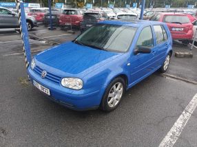Volkswagen Golf - 2000